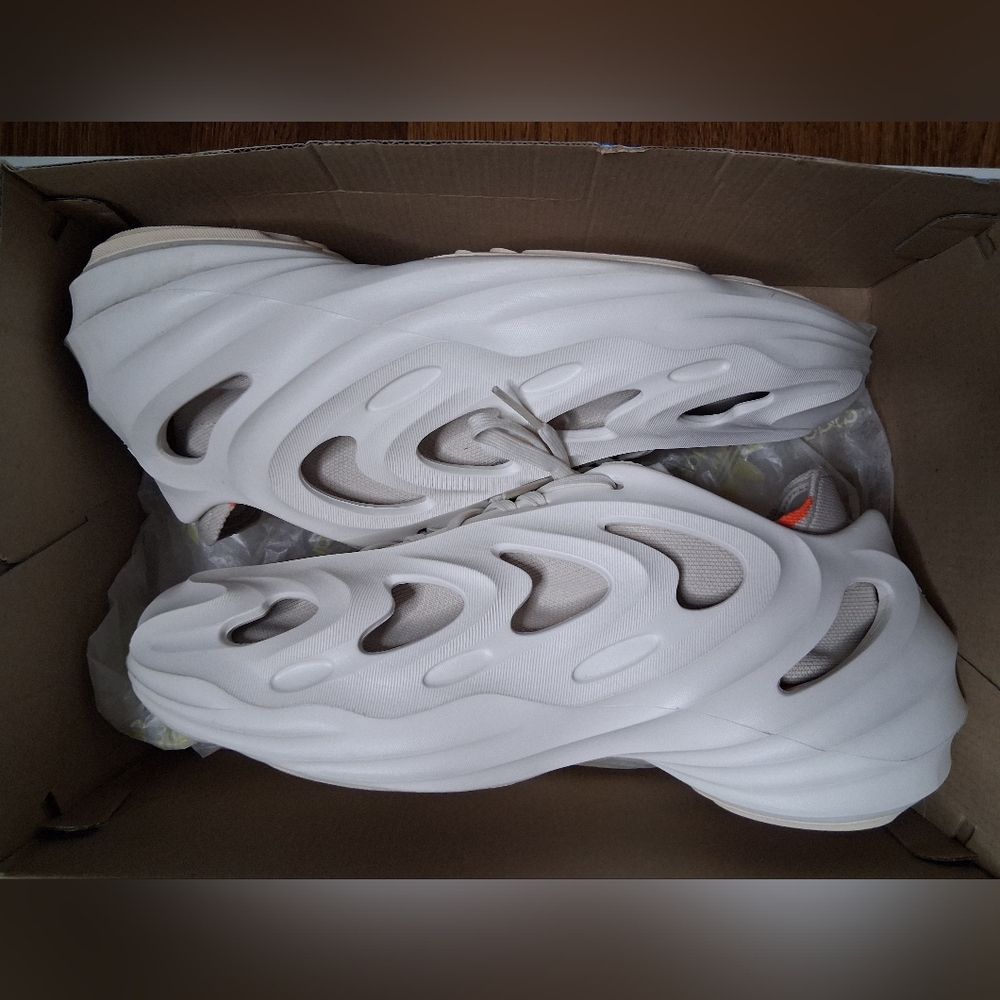 White Foam Slip-On Aididas Adi Fom  Q Shoes. S,. 11.5